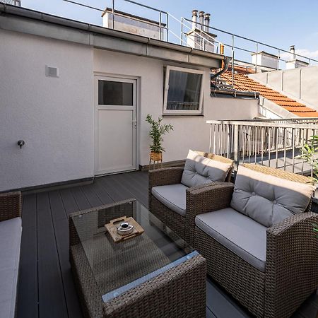 Apartment With Balcony Near Augarten Vienna Exterior photo