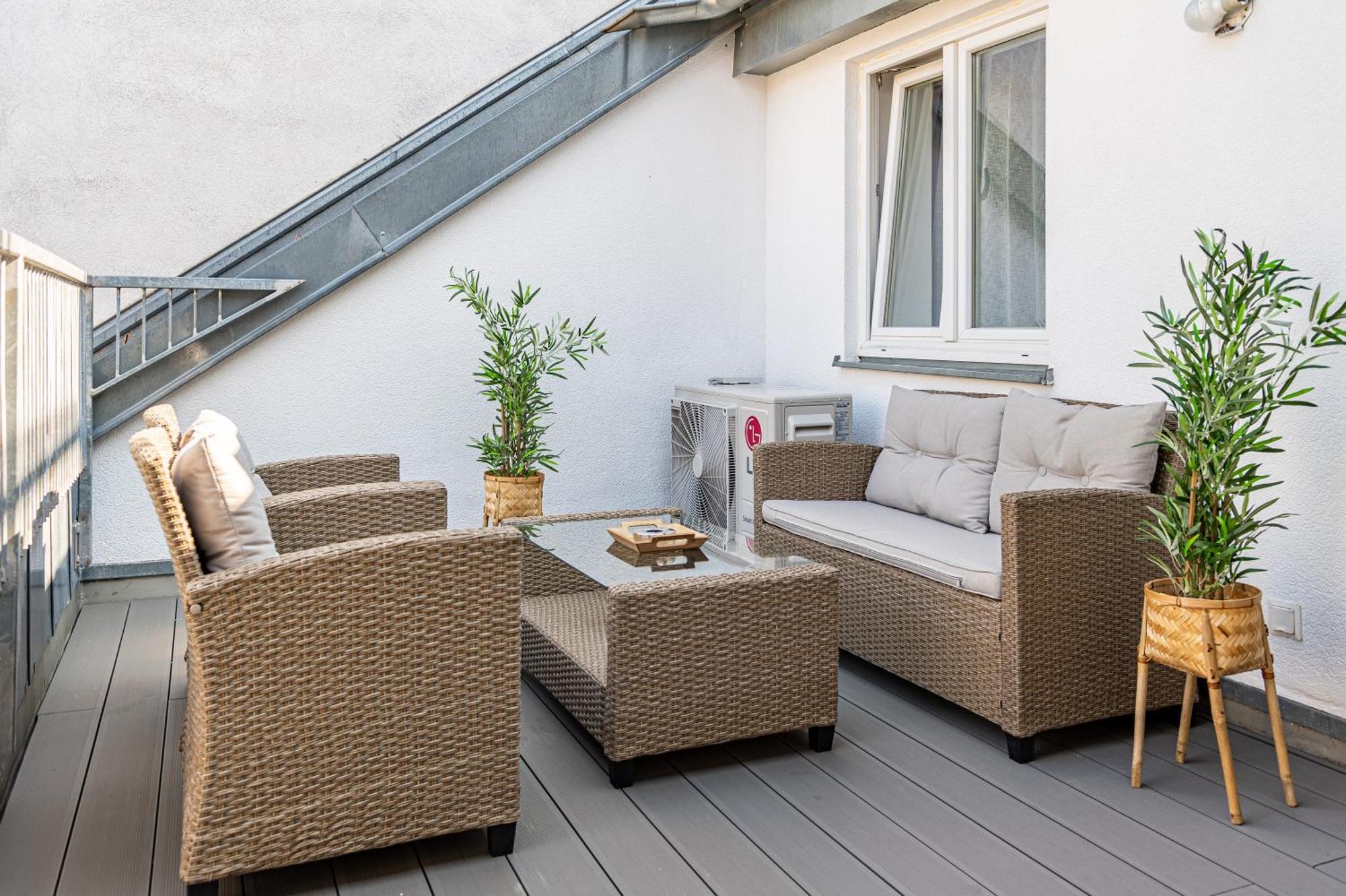 Apartment With Balcony Near Augarten Vienna Exterior photo