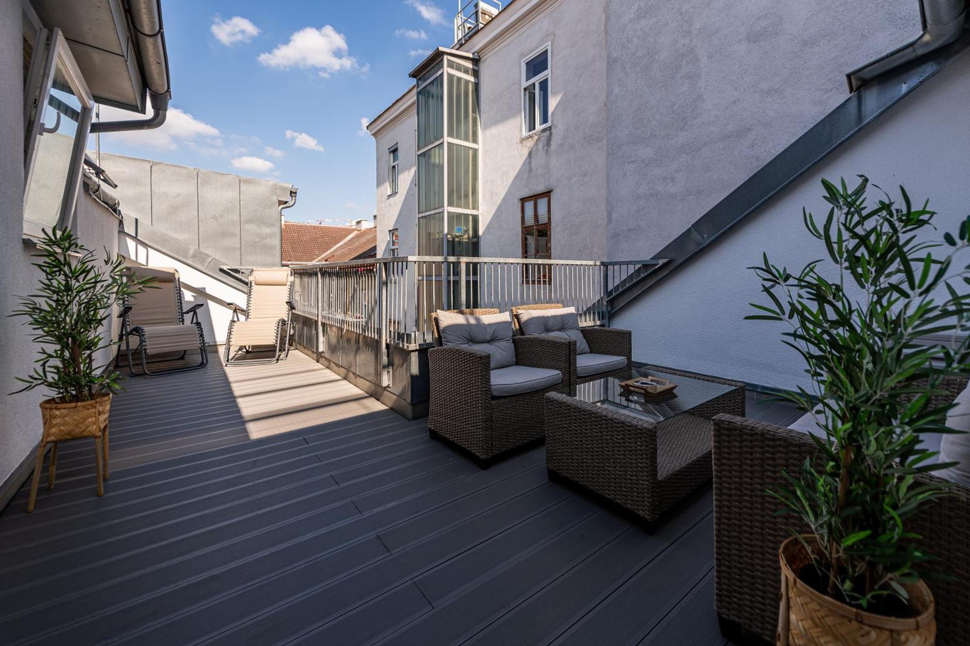 Apartment With Balcony Near Augarten Vienna Exterior photo